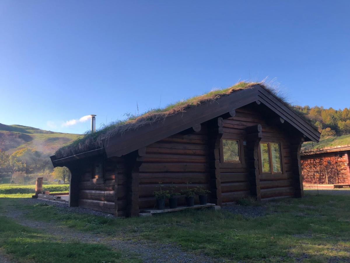 Log Village Lodge *